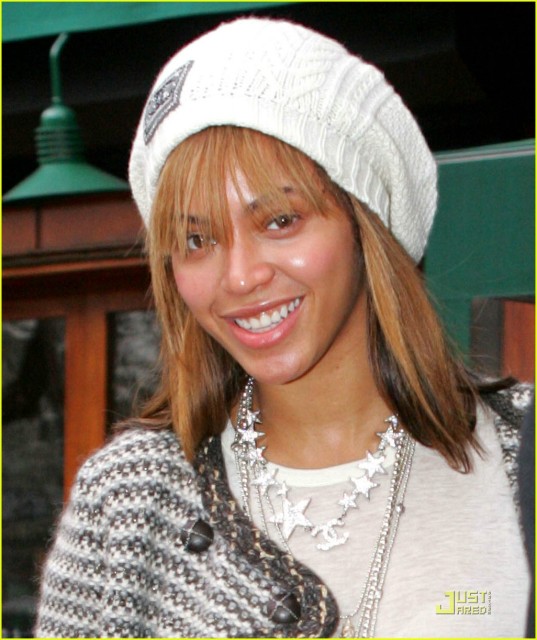 ashanti with no makeup. Beyonce Vs Kelly Rowland (Page