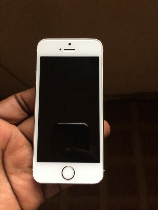 Re: Neat GOLD Iphone 5S Uk Used For Sale by DrEngrSk : 2:37am On Sep ...