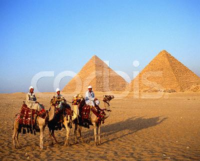  * CB011422_pyramids%20of%20Egypt.jpg (23.95 KB, 400x321 )