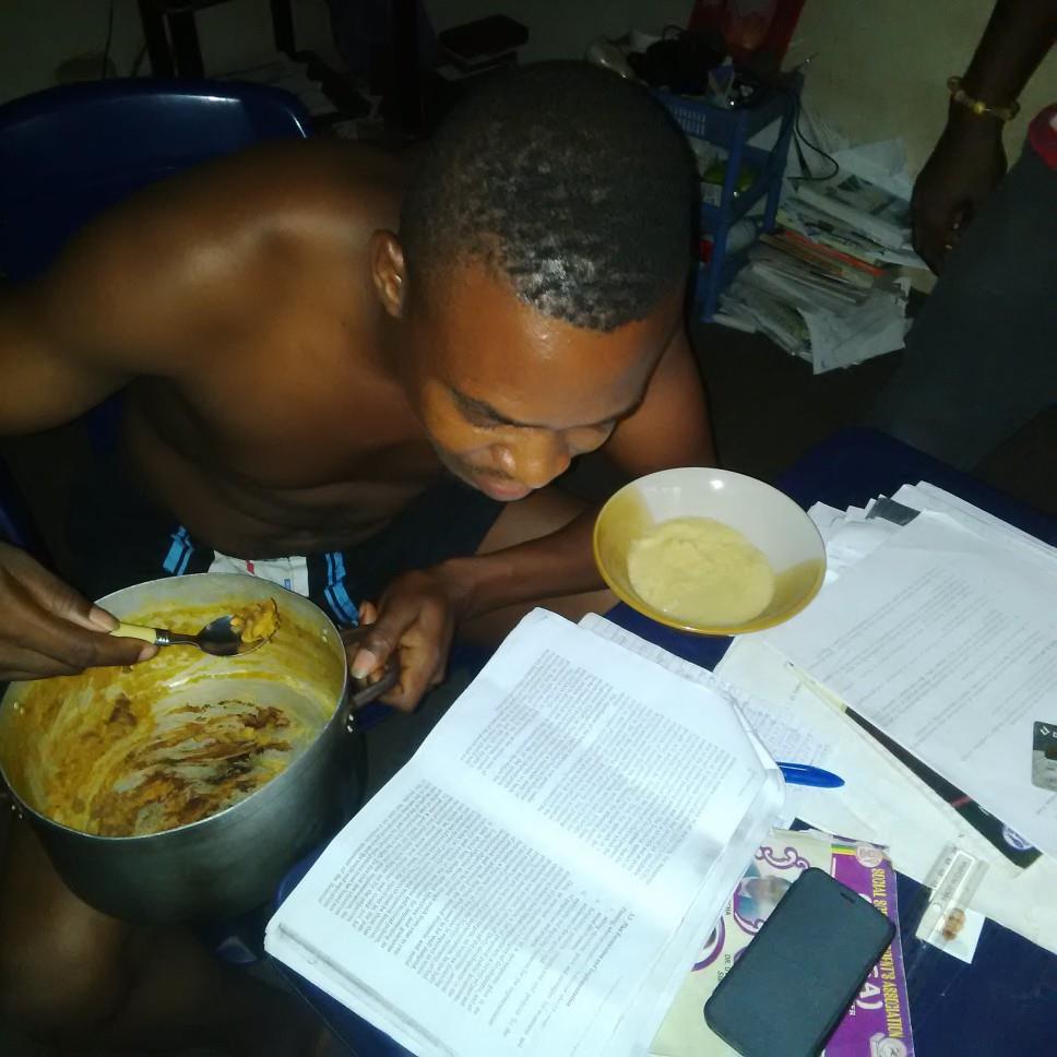  Pic Of A UNIBEN Student preparing for Exams