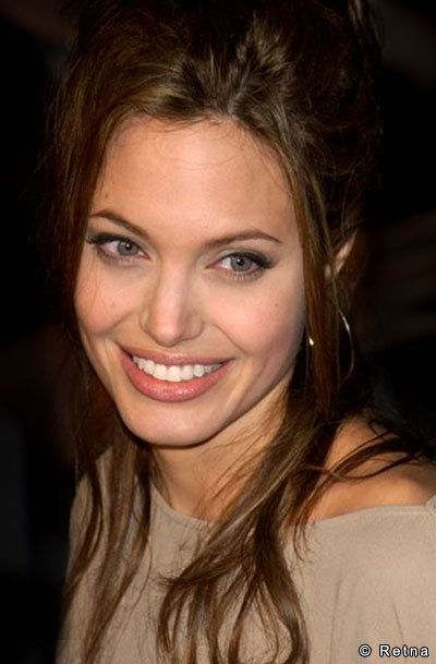 What Color Are Angelina Jolie Eyes. Angelina Jolie Eye Color