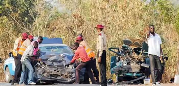 11 Die, 8 Injured In Ondo Auto Crash (pictured Of The Vehicles) 2613912_accidentcrash700x336_jpeg934c50d97cdec761805795be1a9d32f2