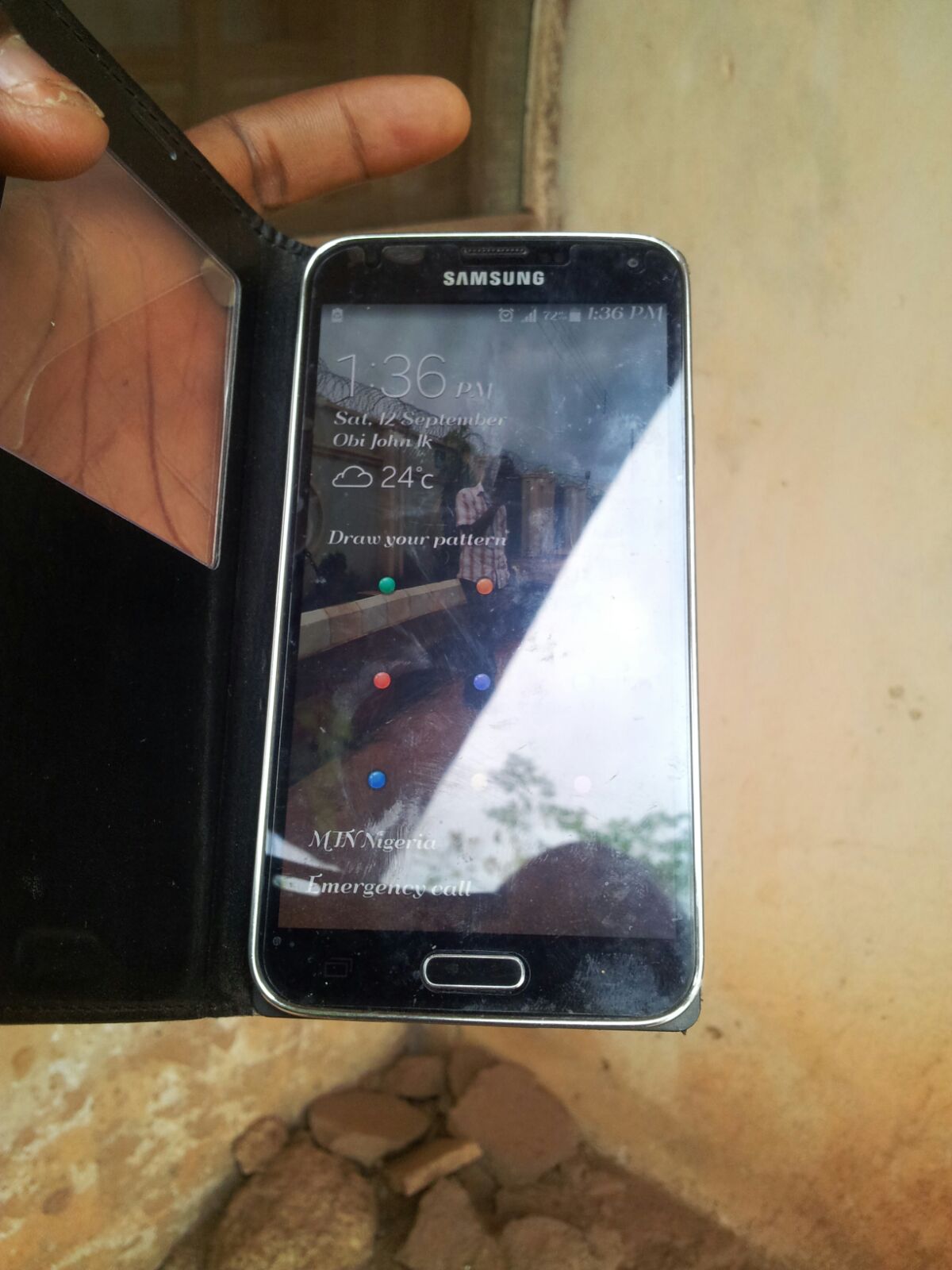 Fairly Used Samsung Galaxy S5 White And Black For Sale Very Cheap ...