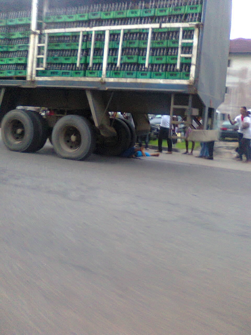 This Accident Happend At Aggrey Road PortHarcout This Morning(very Graphic Pic) 