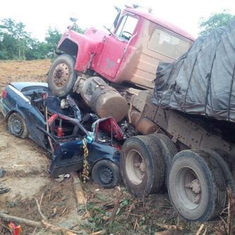 Fatal Accident In Cross River State,Trailer Crushes Car And Driver Dead(photos) 2937248_unnamed_jpegeb81ef0de119b1bcb59ef5b3f061480c