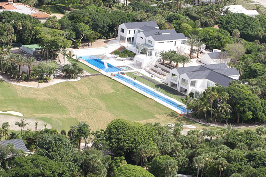 tiger woods house. Newly Single Tiger Woods Moves