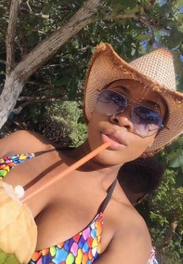 CharlyBoy's Daughter Show off Bikini Body In Cancun
