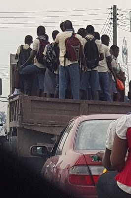 Students Hang On Trucks In Delta To Transport Themselves To School 3474588_q_jpegee2a9408342e2caea69a533922608dbc