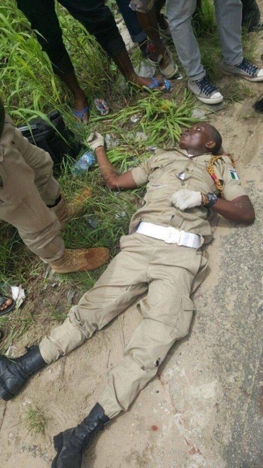 Rivers Rerun: Graphic Photos Of People Killed During Election Today 3512101_riversrerungraphicphotosofpeoplekilledduringelectionriversrerun_jpeg598ffdeffb8dd81c2c3947b4803f2885