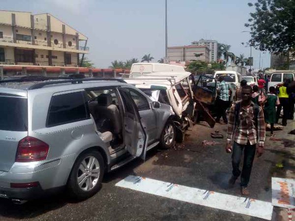 Multiple Accident At Ozumba Mbadiwe, Lagos (photos) 3525169_cepj9ygw8aag1am_jpegfb435f69a06042fd3a6439c514e506ea