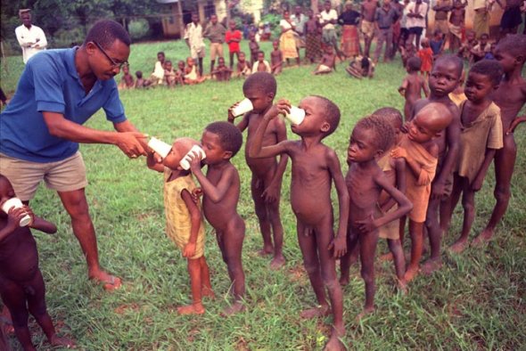 Biafra: The Nigerian Civil War In Pictures (Warning Disturbing Images) 374326_Biafra_4_jpg5b7c8e27fe9cd04f2f9854169b01b265