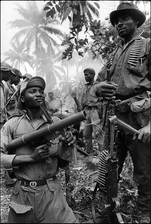 Biafra: The Nigerian Civil War In Pictures (Warning Disturbing Images) 374352_Biafra_25_jpgb11ddd6189673ea4007ca0f031b4a207