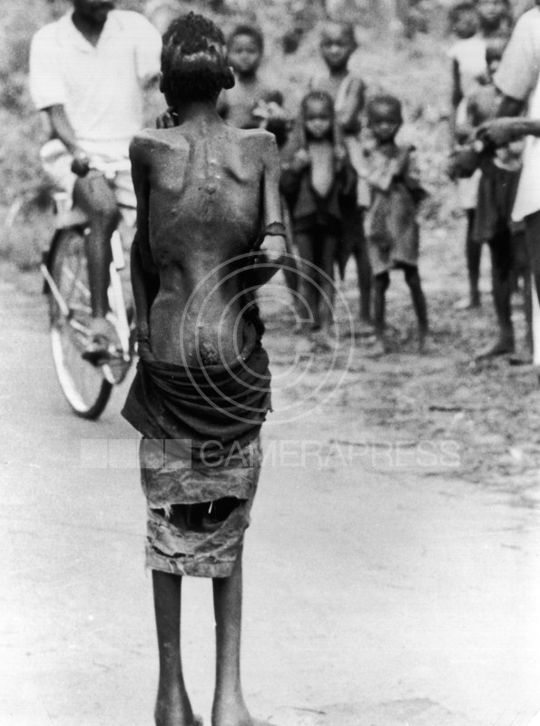 Biafra: The Nigerian Civil War In Pictures (Warning Disturbing Images) 374558_11_jpg62bf1edb36141f114521ec4bb4175579