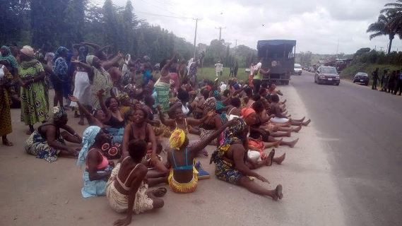 15,000 Women In Uyo Protest Against Impunity By FG 