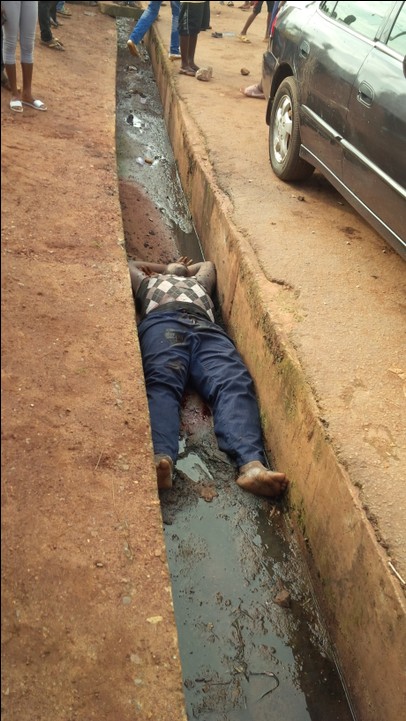  Man Shot Dead At Obiagu, Enugu - Graphic Photos  4150294_img20160824164014_jpegd2921351020ad686b211c66d80d289e3