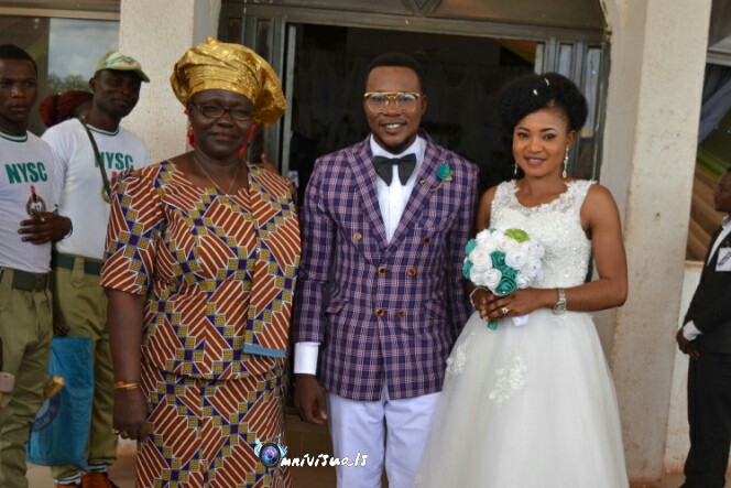 2 Ebonyi Corpers Finally Wed, See Wedding Photos 4230479_20160913110559_jpegf254562961b0df1473f5337e60334704