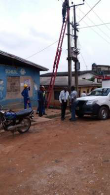 Woman Electrocuted In Her House In Lagos (Photos) 4320015_20161005180729_png715d8aed9cac566850a7913286803b69