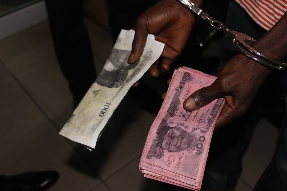 Men Who Photocopied Naira Notes In Rivers State Arrested In A Bank 4375506_v1_jpeg0904854e225109bfb7ef8e481490620a