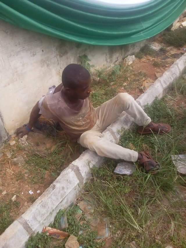 Car Thief From Owerri Caught In Umuahia & Tied With Rope (photos)  4486574_fbimg1479233076121_jpeg817a52542bf50a27f832904472b6474d