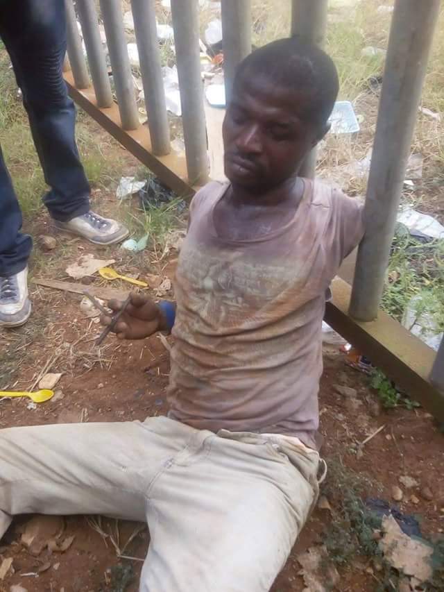 Car Thief From Owerri Caught In Umuahia & Tied With Rope (photos)  4486576_fbimg1479233063755_jpeg689dcab2e967e50bee01cc5216d93f13