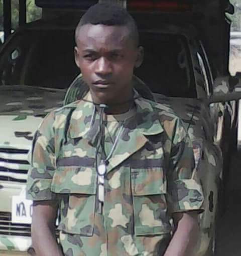 Fake Soldier Selling Stolen Phone In Bauchi Caught (Photos) 4510577_bofc2_jpg5fbadf42fcd87524e9d7218880cf394a
