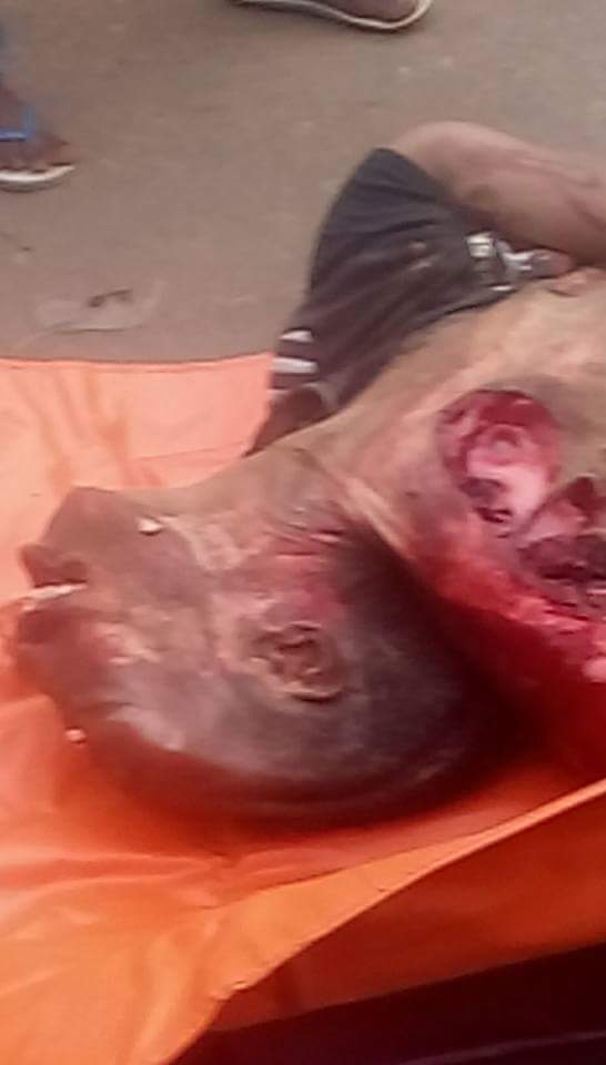 Seminarian Crushed To Death On Nkpor-Umuoji Road, Anambra(Graphic Pics) 4545620_semm2_jpge8a8e3ec37eff730b9a3608ac23a17f2