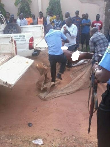 Unclad Headless Body Of A Woman In Enugu Discovered By Police (Graphic Pics) 4580191_cymera20161207175154_jpeg5c9071d30d16b8c8ff9acfe40d18a325