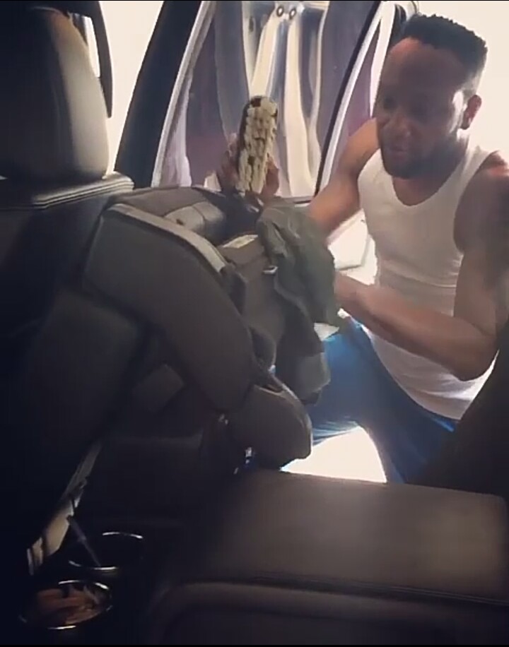 Brokeness??? Kcee Spotted Washing His Car By Himself At A Car Wash [Photos + Videos] 4589971_img20161210053434_jpeg73f5498a53804d2124c824c47ab575c5