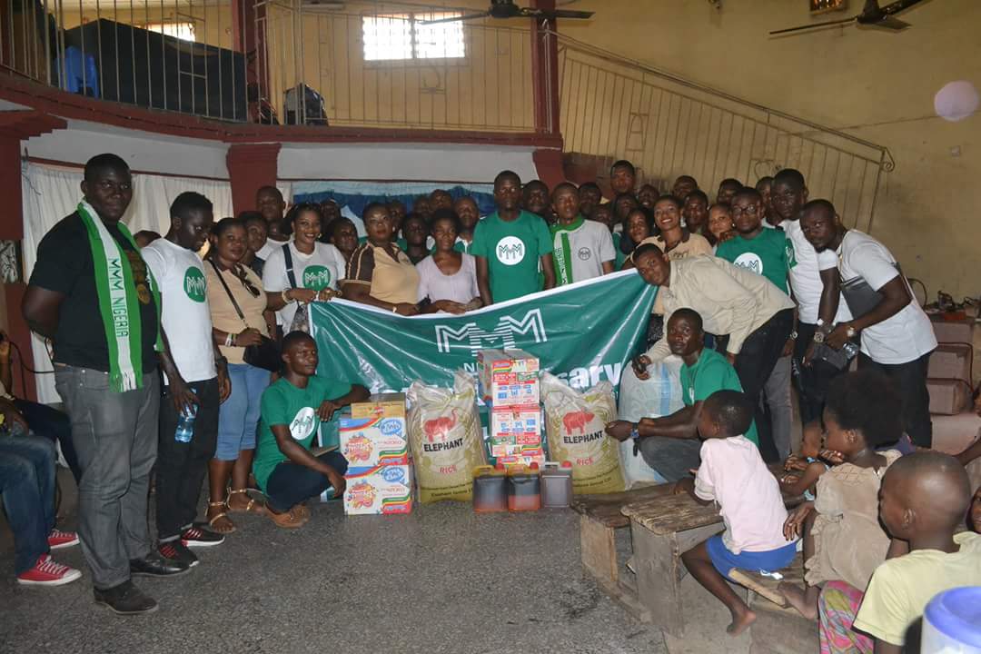 MMM Guiders Donate Hundreds Of Naira In Provisions To Delta Orphans 4641422_fbimg1482393640062_jpeg6ee5882a5e3be5268410841abecfb5ce