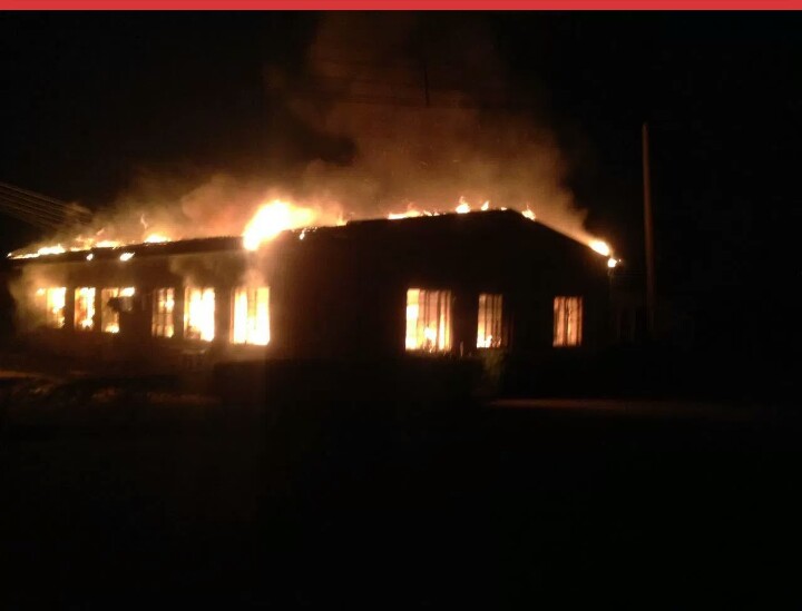 Riot In Federal University Of Technology, Minna, Clinic Burnt Down (Photos) 4874571_img20170215wa0010_jpegc3e4c102320298108a32646fb35066d5