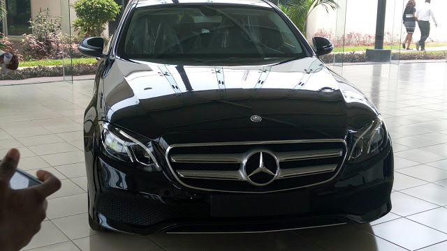 Mercedes-Benz goes haywire, unleashes 4 new models on Nigeria (Pics inside) - Brand Spur