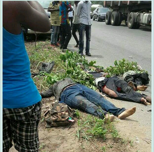 The 2 Corpers Who Died In Accident In Delta Pictured (Graphic Images) 4924875_20170226233509_jpeg53e7ec2aab769dd8bfd35c7b3e19b8a1