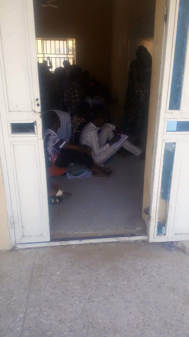 Students Of Ramat Polytechnic Borno Sitting On The Floor Receiving Lecture (Pic) 5015709_fbimg1489757275026_jpegca2d11cadcb4db5cefb0a16686c6d42d