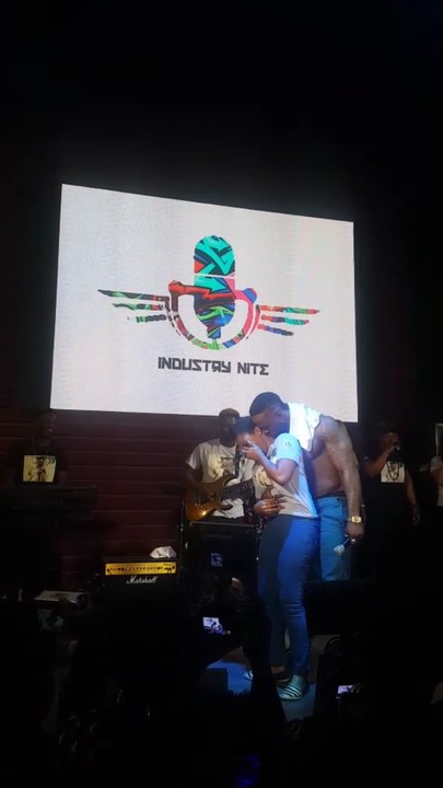 Iyanya Rocking His Female Fan's Butt On Stage During His Signature EP Launch  5107616_screenshot20170405092104_jpeg18cfc1adf093230eb2124e9c12e9ee90