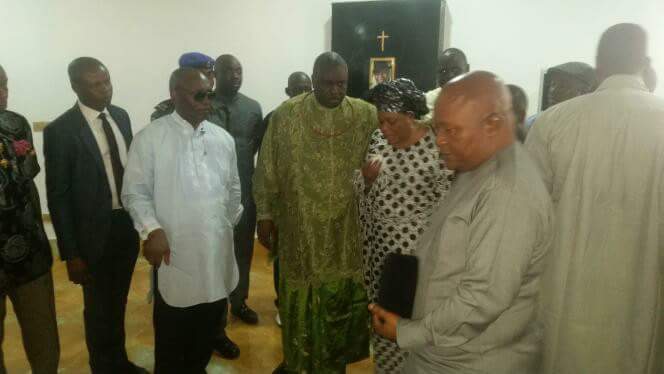  James Ibori Weeps At Alamieyeseigha’s Graveside In Bayelsa (PHOTOS) 
