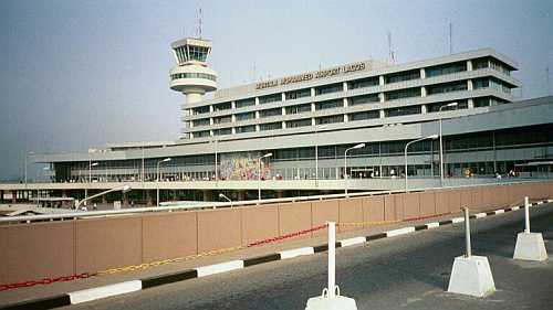 A German Slumps At Lagos Airport & Dies Thereafter 5126425_20174largeimg08apr2017131005156_jpeg6e569558bbadd37fe4f6fc6e5fe22428