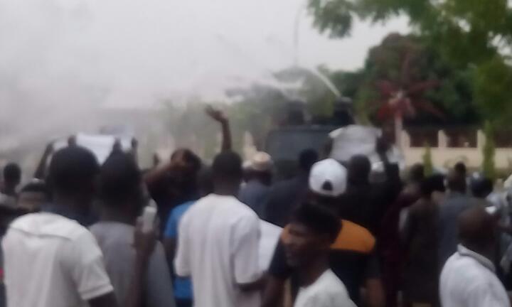 Police Uses Teargas On "Freezakzaky" Protesters In Abuja (Photos) 5139723_freez2_jpegbfb061e4fbd0e44f12a031eb04afd255