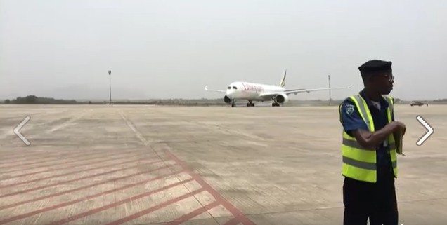 First Airplane Lands In Nnamdi Azikwe Airport, Abuja After 6 Weeks Closure 5173472_ethoo_jpeg6cb74ee297101382219cea99cad324ea