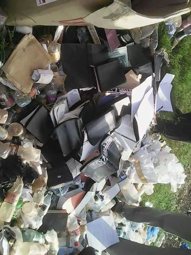 Ugandan Pastor Burns Thousands Of Bibles For Misleading His Members (Photos) 5187462_fbimg1492751812319_jpeg1eb581dc04ce5345cff47a551369adcf