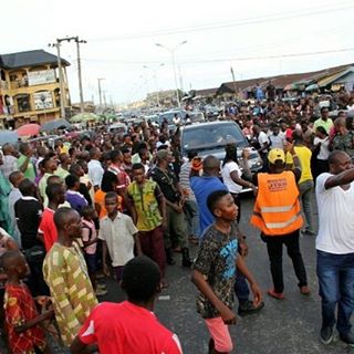 Efe Brings Warri To A Standstill As Massive Crowd Troop Out To See Their Hero 5266696_efest_jpeg9f00495212b9b455bec8f0f56363893d