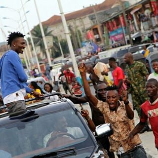 Efe Brings Warri To A Standstill As Massive Crowd Troop Out To See Their Hero 5266704_efestreet1_jpeg4911cf3f4ff1461e7400a96e993ee358