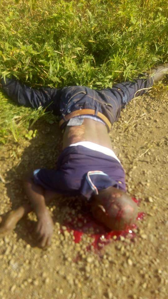 Hit And Run Honda Driver Kills A Man Today In Otukpo,Benue(Graphic Pics) 5729845_fbimg1501267792727_jpega050c962b99204b0d0b4918e2fb4f2a0