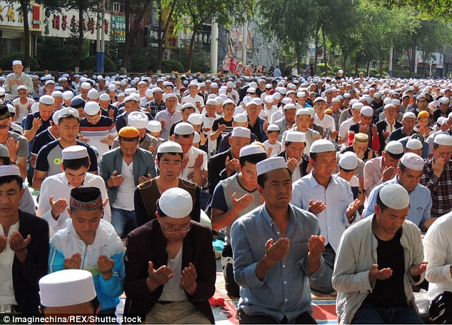 Chinese Police Orders Muslims to Hand in all Copies of the Koran or Face 'harsh punishment'