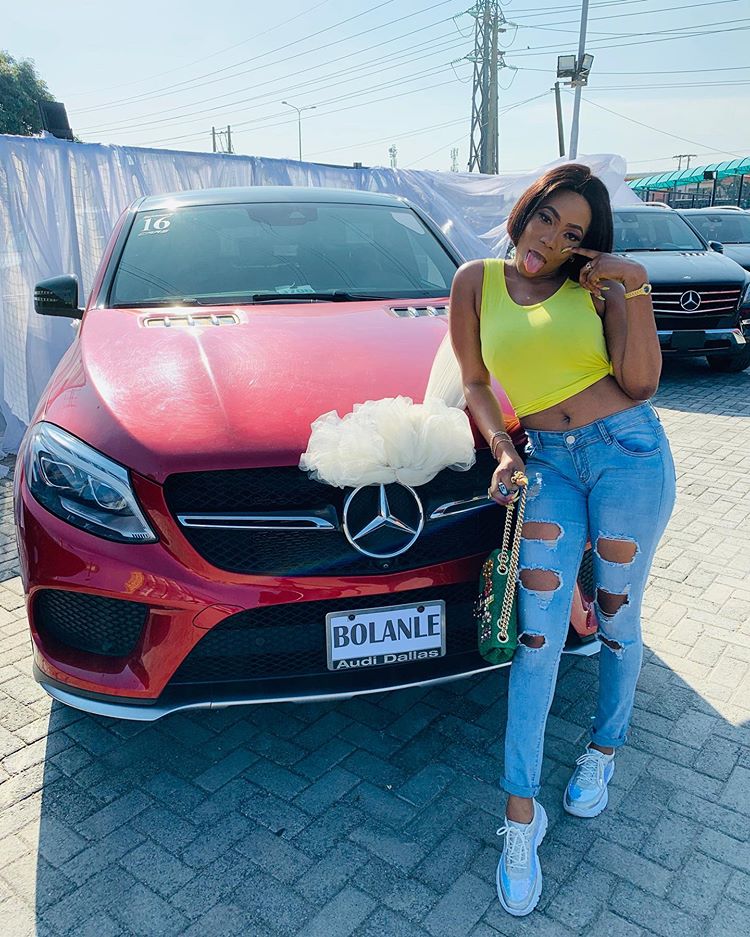 Zlatan Ibile pepper her Bolanle as he surprise her with a new whip, Benz. 