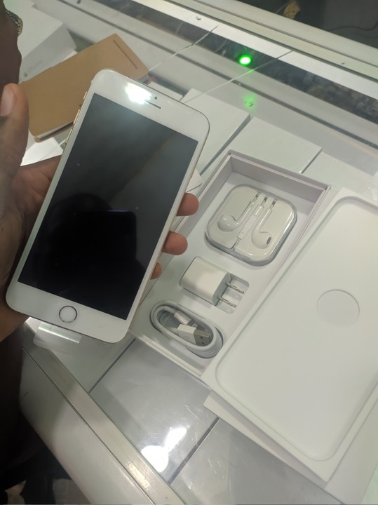 Iphone 6plus 64GB @55k with box and accessories - Technology Market