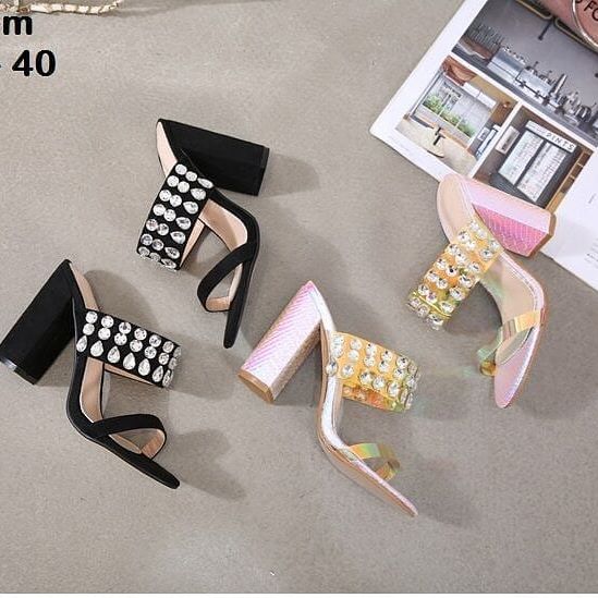 This Amazing Shoes Up For 3000 Naira Only - Fashion - Nigeria