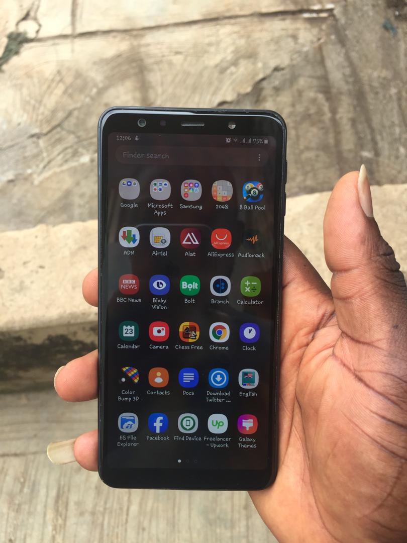 Neat And Mint Samsung Galaxy A7 64GB For Sale - Technology Market - Nigeria
