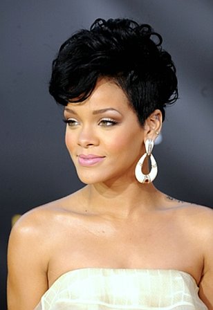 Celebrity Clothing Celeb: rihanna short hairstyles front and back