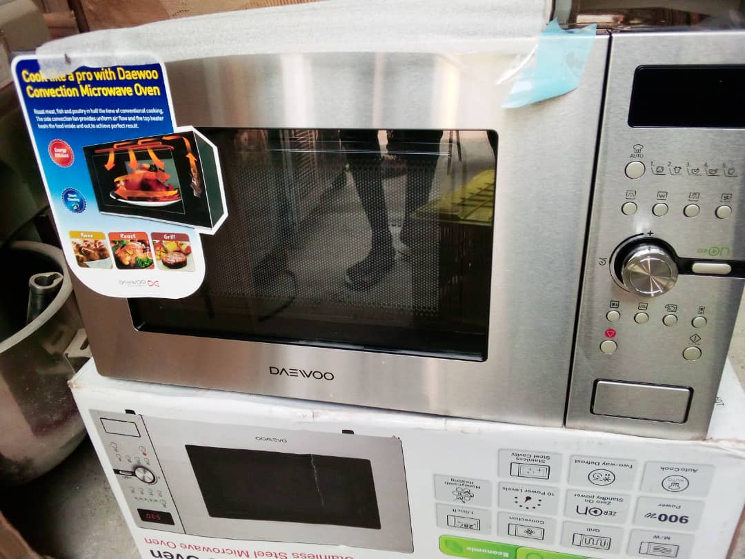Microwave For Sale Family Size - Family - Nigeria