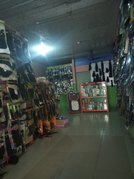Where To Buy Quality Human Hair, Weavons, @ Good Price In Benin City, Edo  State. - Fashion/Clothing Market - Nigeria